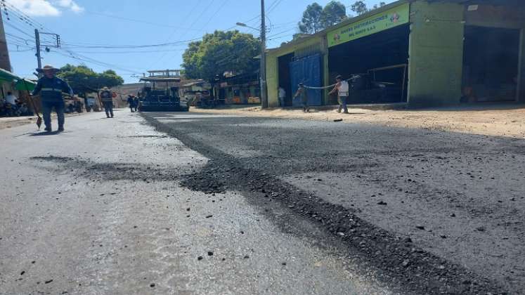 Voceros cívicos cuestionan la calidad de los trabajos adelantados a la entrada de Ocaña./Foto La Opinión