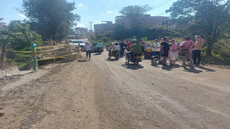 Comerciantes y conductores denunciaron obras de mala calidad en Ocaña. El alcalde ordenó revisar con lupa los contratos./ Foto: Javier Sarabia / La Opinión