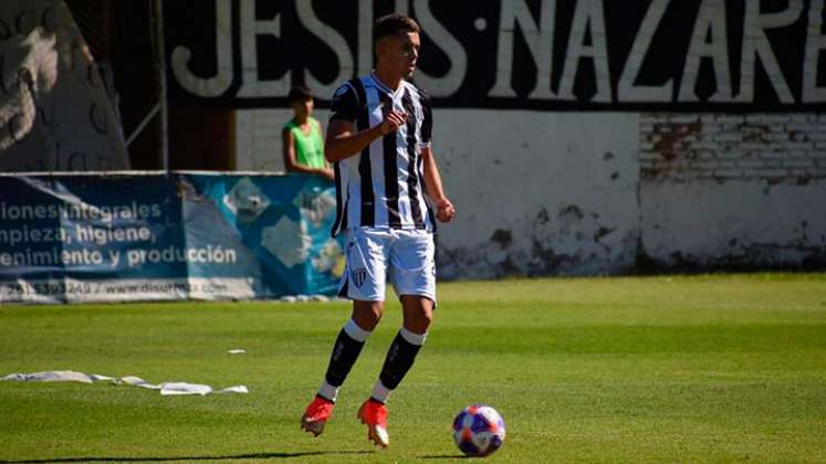 Benjamín Ortiz, defensa argentino. 