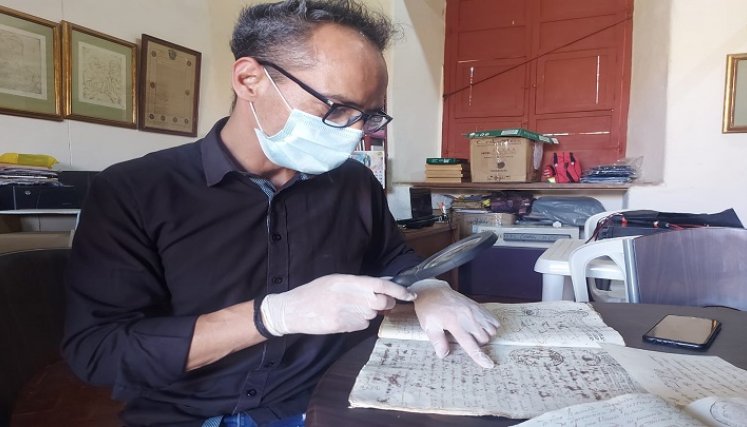 En el cementerio central de Ocaña se encuentra enterrado el tesoro del sacerdote Alejo María Buzeta y en torno a ese episodio se han tejido narraciones fantásticas.