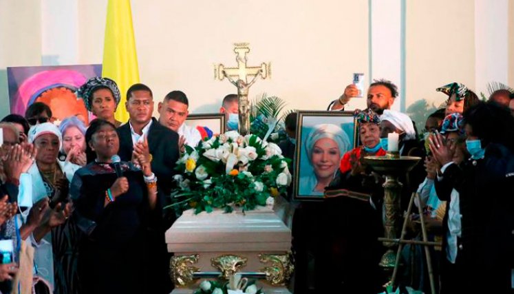 Homenaje a Piedad Córdoba