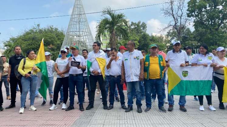 En el plantón rindieron homenaje al líder comunal asesinado esta semana