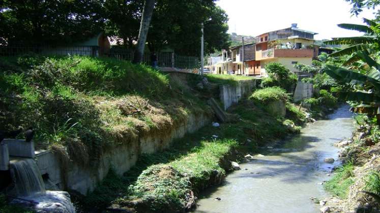 Ambientalistas de la región reviven la idea de construir un parque linear temático sobre la ribera del río./Foto La Opinión