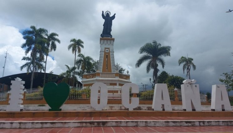 El lugar de mayor peregrinación es el santuario del agua de la virgen donde se venera la imagen de la patrona de los ocañeros.