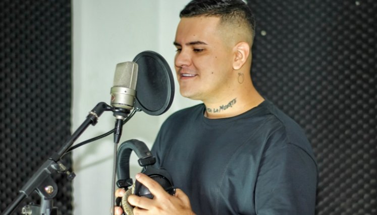 Krig y Andru piden que le den play a 'Sábados con S'