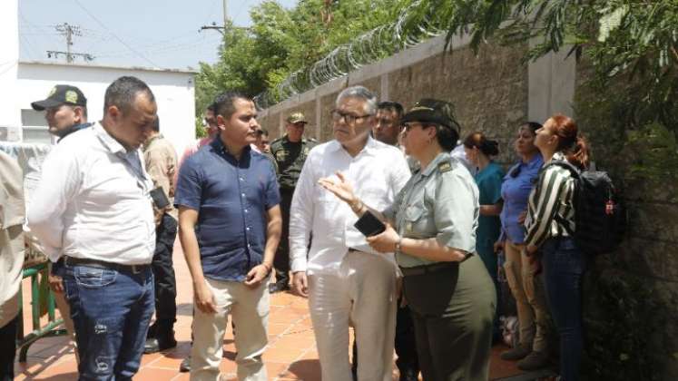 Ministro de Justicia, Néstor Osuna visitó Cúcuta para verificar el problema de hacinamiento en las estaciones/Foto cortesía