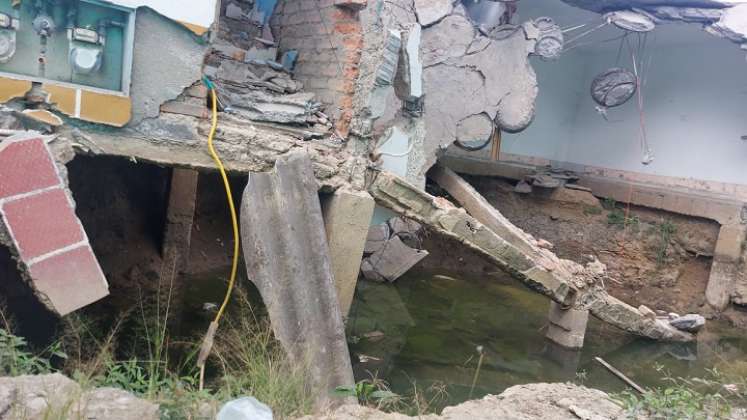 Moradores del barrio Las Mercedes solicitaron a las autoridades celeridad en la reconstrucción de las viviendas desplomadas.