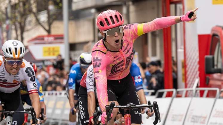 El neerlandés Marijn Van den Berg (EF-Easypost) ganó la cuarta etapa.