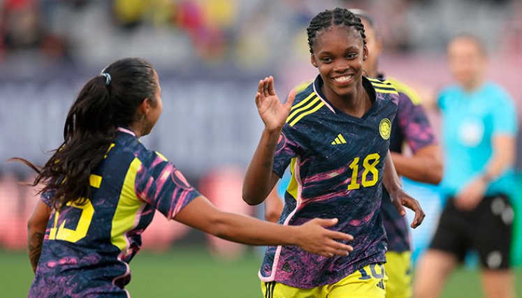 Linda Caicedo, Selección Colombia femenina y Alex Morgan