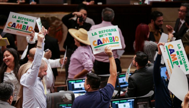 La reforma a la salud de Gustavo Petro está a punto de hundirse./Foto Colprensa