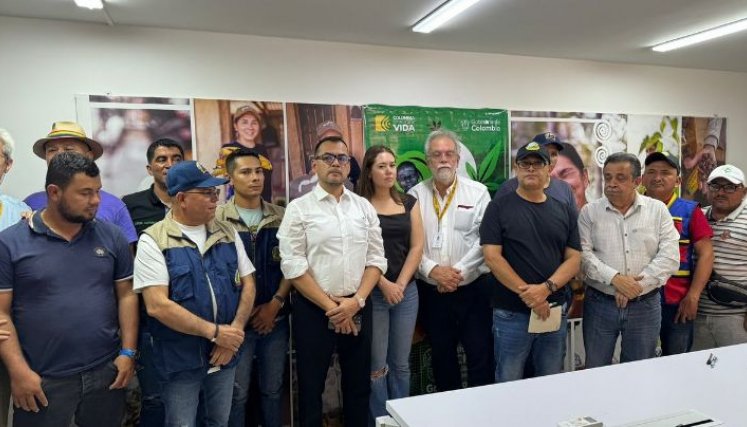 Negociadores de comunidades campesinas del Catatumbo y Gobierno Nacional/Foto cortesía