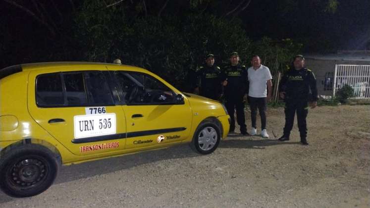 Lo apuñalaron y le robaron el taxi