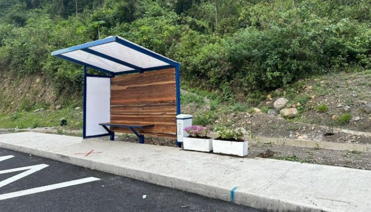 Paraderos en la vía Pamplona-Cúcuta. / Foto: Cortesía / La Opinión 