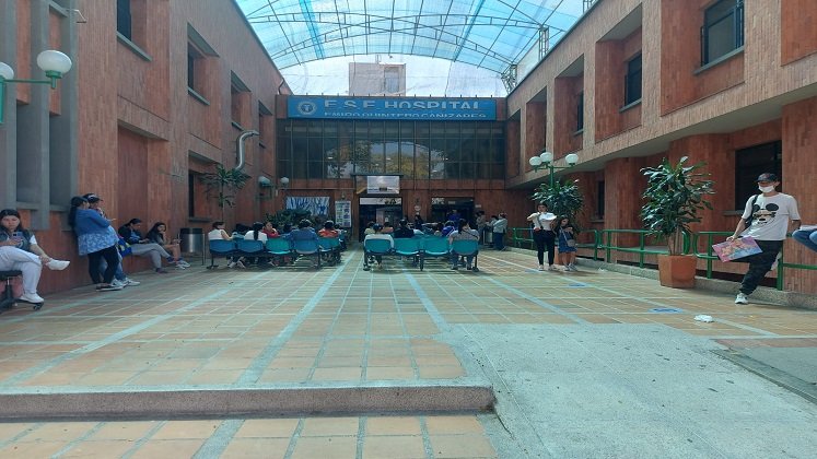 El hospital regional Emiro Quintero Cañizares suscribe acuerdos con las alcaldías para llegar a los lugares apartados con los programas de salud.