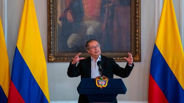 El presidente respondió acerca de la reelección y constituyente 