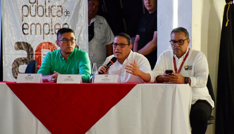 Dierman Patiño, de Mintrabajo, el alcalde Jorge Acevedo y Carlos Vargas./ Foto Cortesía