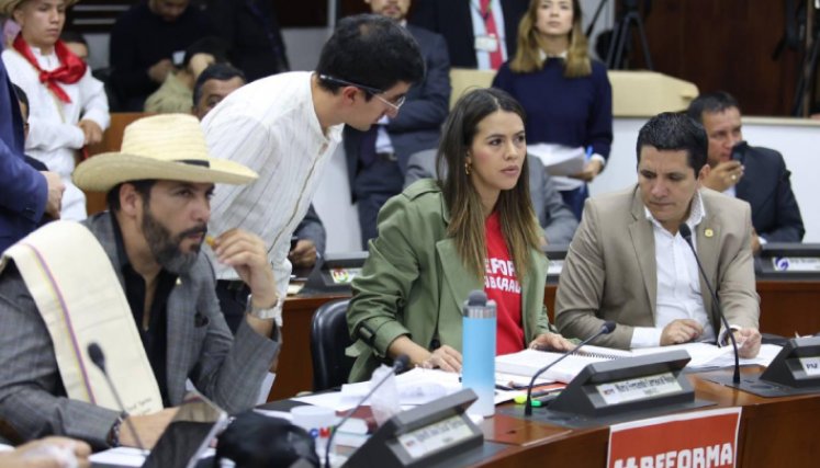 El Gobierno debe llegar desde el 20 de julio a buscar los acuerdos para que se termine el trámite de la reforma laboral, la cual está a mitad de camino y le falta su paso por el Senado de la República. / Foto Colprensa