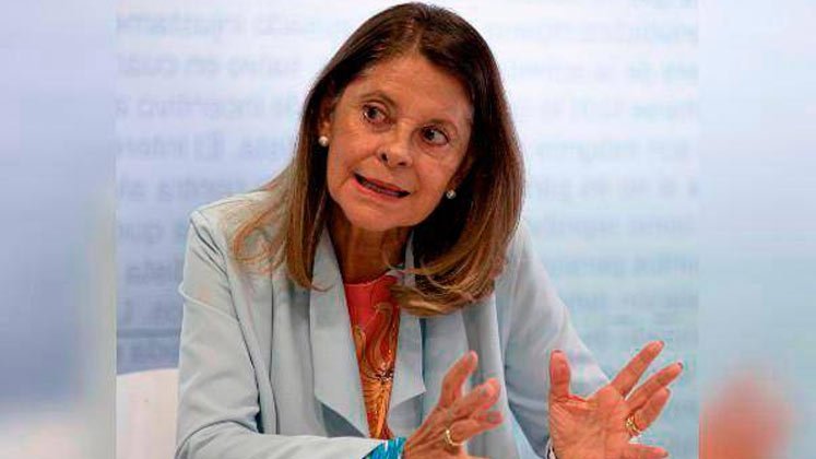 La exmnistra de Defensa, exvicepresidenta y excanciller habló sobre las presidenciales del próximo domingo en el vecino país y de la situación de orden público que viven algunas zonas de Colombia.