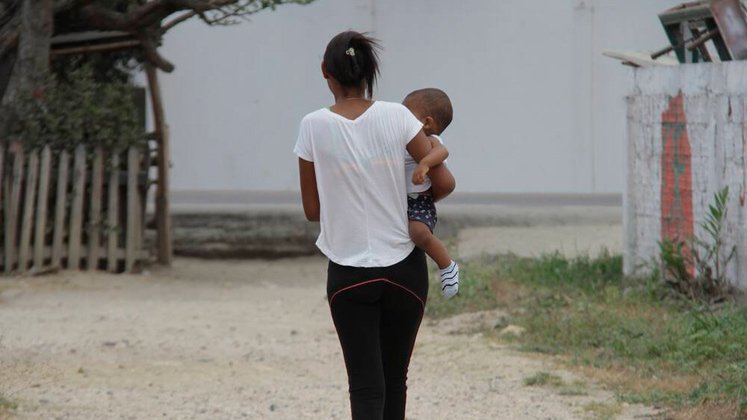 Cada minuto cuatro niñas latinoamericanas son madres. Foto El Universal