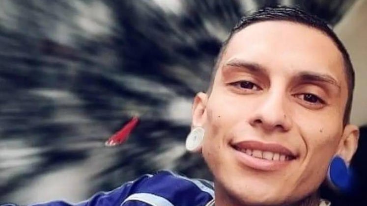 El bogotano Javier Acosta enfrenta una infección ósea provocada por una bacteria que contrajo en un paseo con sus amigos a Melgar, Cundinamarca.