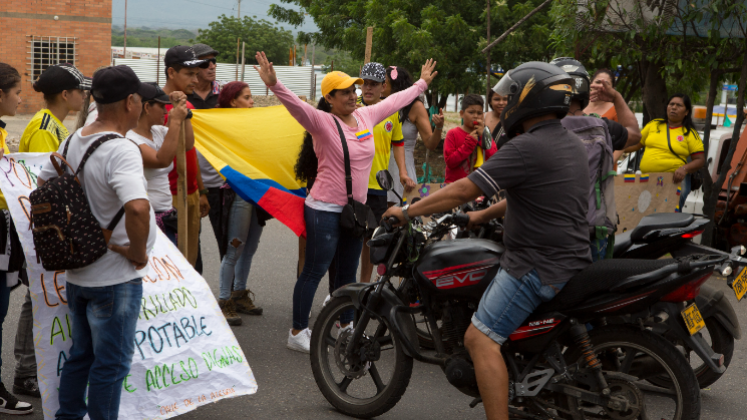 Habitantes del asentamiento humano Colinas del Tunal protestaron por la precariedad de los servicios públicos. 