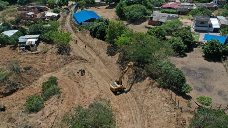 Alcaldía de Cúcuta avanza en limpieza de drenajes naturales para prevenir desbordamientos. 