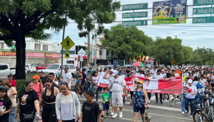 Por El Malecón se llevó a cabo la Caminata por la Zoolidaridad./Foto cortesía