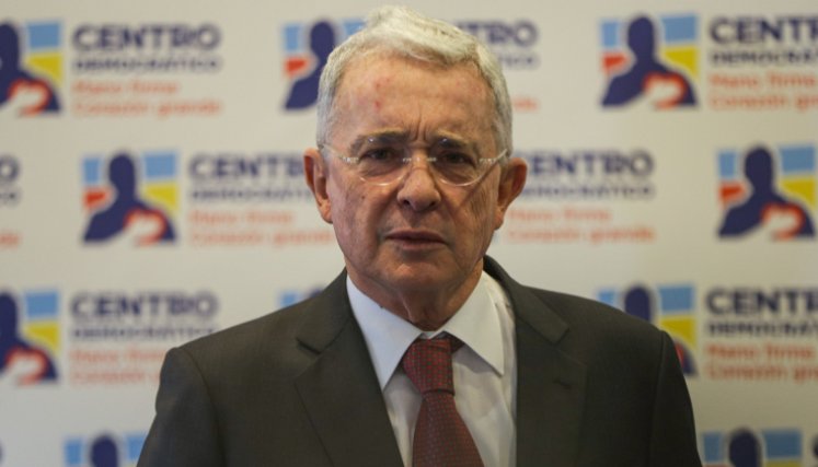 Uribe criticó propuesta de aumentar recargo nocturno incluida en la reforma laboral. / Foto: Colprensa
