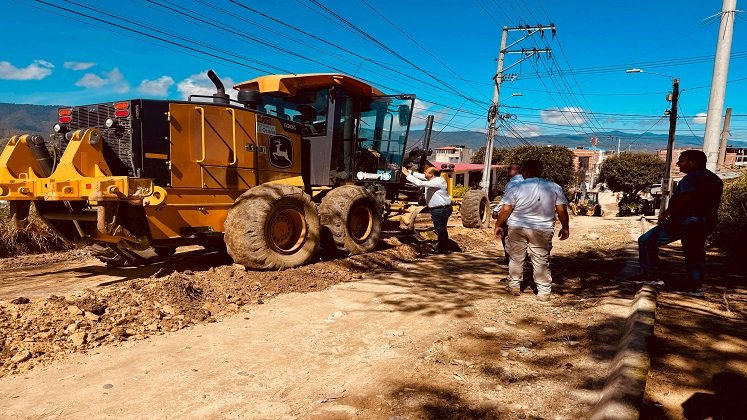 En el populoso sector de Simón Bolívar se adecuarán las redes hidrosanitarias para extender la capa asfáltica.