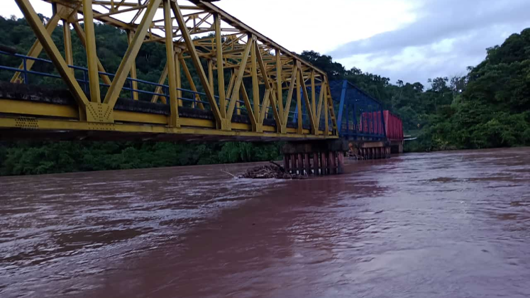 En máxima alerta se encuentran los municipios ribereños ante el desbordamiento de los ríos.