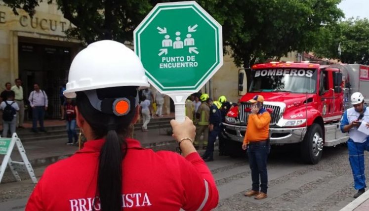 Los organismos de socorro se preparan día a día, para atender cualquier emergencia en el menor tiempo posible. 