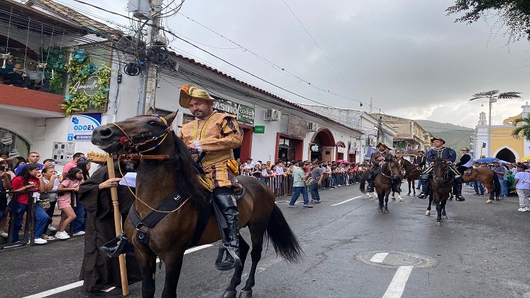 El Desfile de los Genitores es un compendio histórico para mantener vivas las tradiciones en la Hidalga Villa de Caro. /Foto cortesía:La Opinión