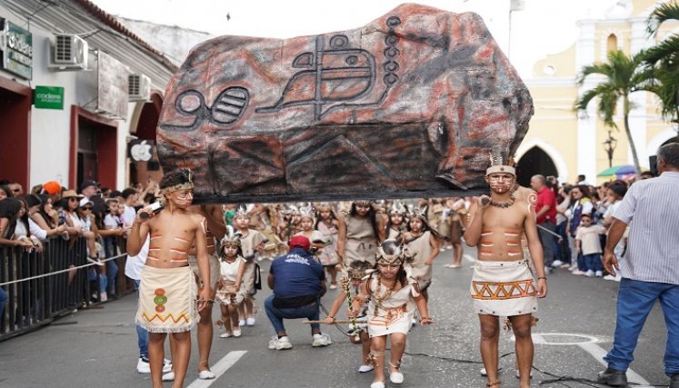 El Desfile de los Genitores es un compendio histórico para mantener vivas las tradiciones en la Hidalga Villa de Caro. /Foto cortesía:La Opinión