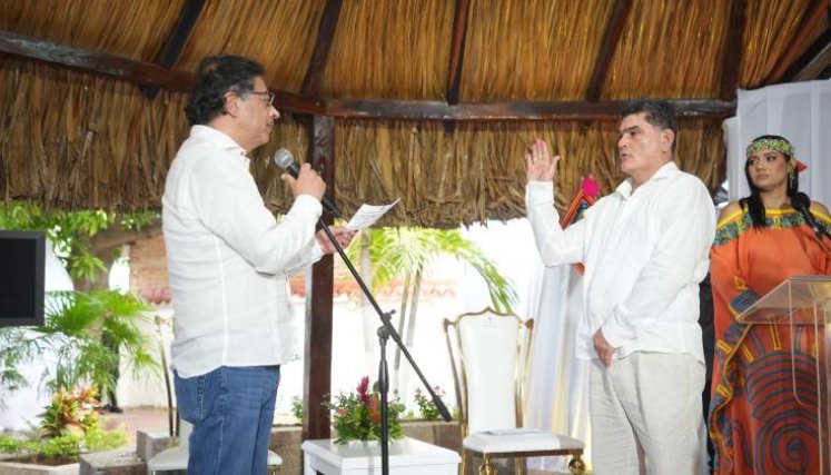 Gregorio Eljach toma posesión como procurador y anuncia autonomía e independencia./Foto Presidencia