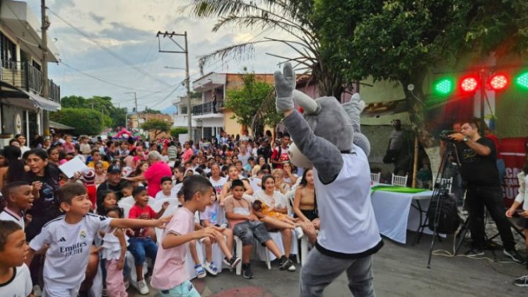 niños y grandes gozan con las presentaciones navideñas/Foto cortesía