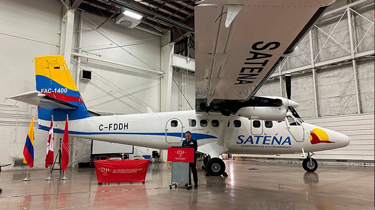 El primer avión Twin Otter, de los ocho que comprará Satena./ Foto Cortesía