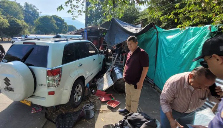 Accidente en aparador de Papi quiero piña
