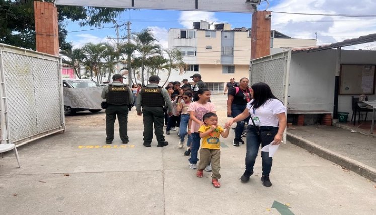 Directivos docentes coordinan programas para ofrecer una formación integral a los niños del Catatumbo.