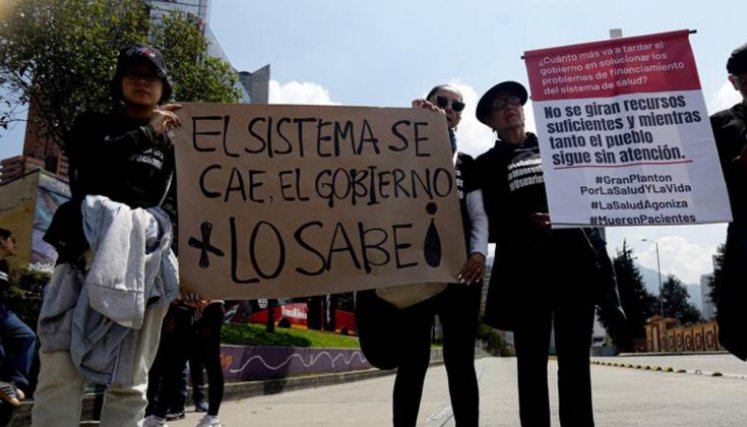 Protesta por crisis de salud