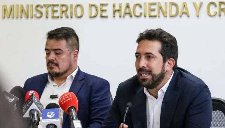 El Ejecutivo anunció que reducirá de manera considerable viáticos, contratos de prestación de servicios y publicidad estatal./Foto Colprensa