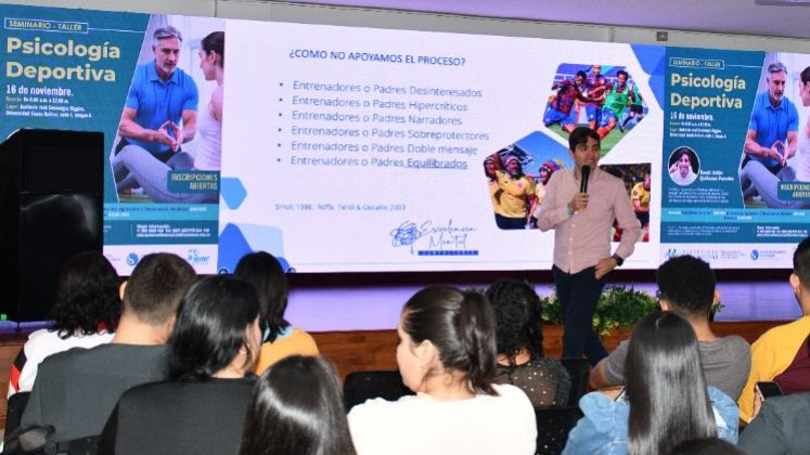 Futuros profesionales de la psicología se forman en las herramientas que impulsarán el desarrollo de deportistas y promoverán la salud mental a través del deporte.