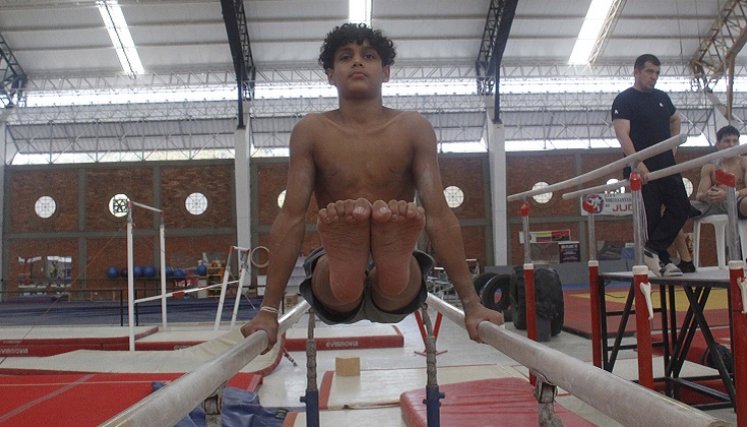 Joshua Atehortúa el gimnasta que representará a Norte de Santander.