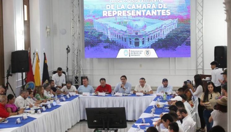 La comisión accidental de la Cámara sesionó en Cúcuta./Foto Carlos Ramírez-La Opinión