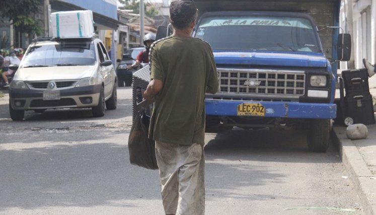 En la esquina donde le dispararon a Junior todavía había un rastro de sangre.