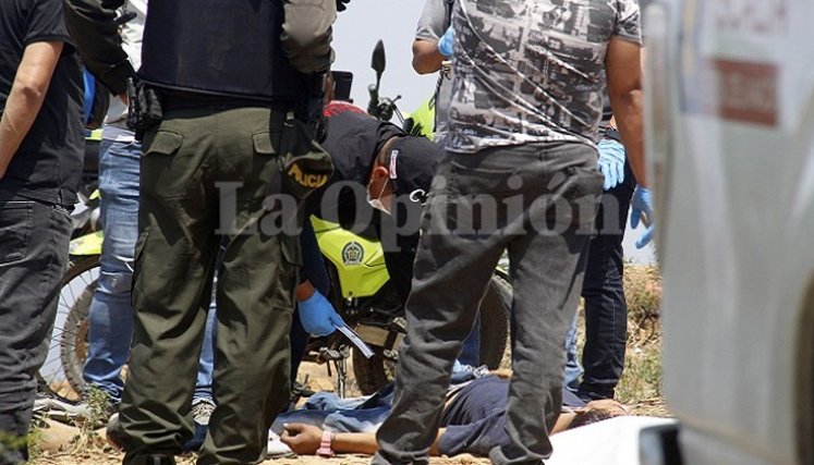 Juan Manuel Vásquez fue asesinado en una polvorienta vía del barrio Las Delicias.