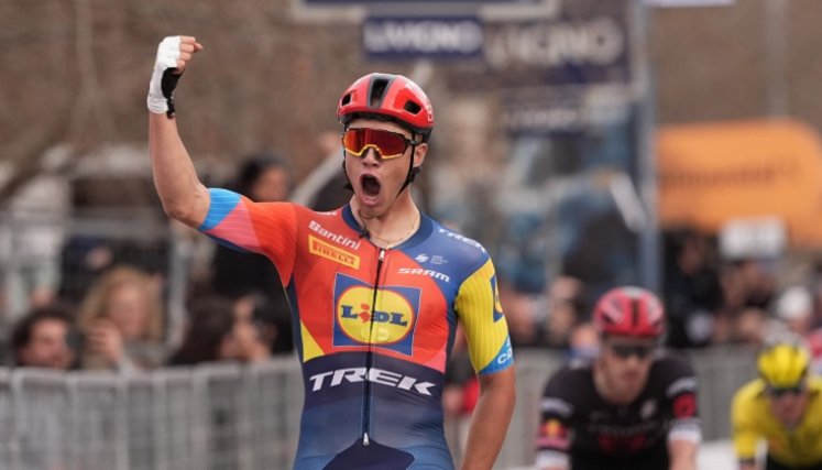 Jonathan Milan, ciclista italiano, (LidL Trek).