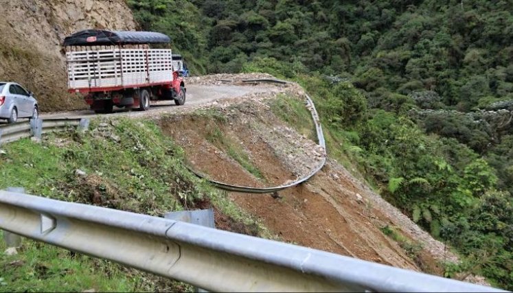 Esta es la ruta más extrema del país, donde el peligro y la naturaleza conviven, desafiando a quienes se atreven a recorrerla.