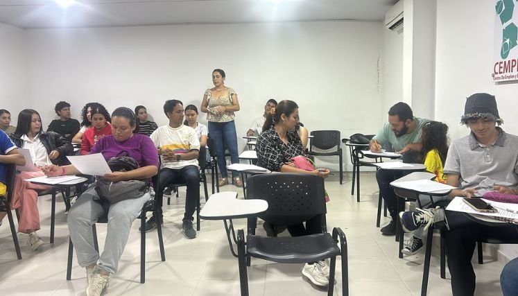 El Centro de Empleo y Emprendimiento de Ocaña capacita a la gente sobre herramientas digitales.