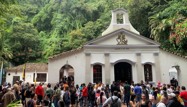 El santuario Agua de la Virgen es un destino turístico imperdible para propios y visitantes.