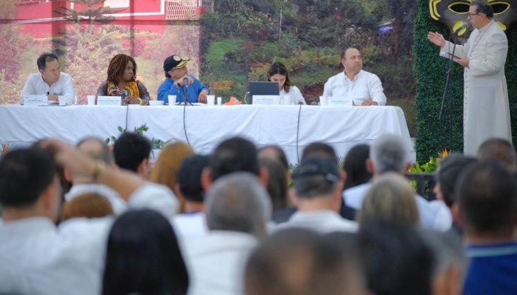 Mandatarios de la Asociación de municipios reclaman mayor participación en las decisiones trascendentales del Catatumbo. / Foto: Archivo La Opinión